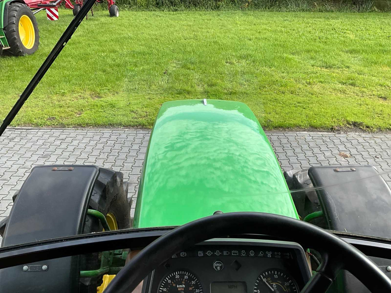 Tractor John deere 6100