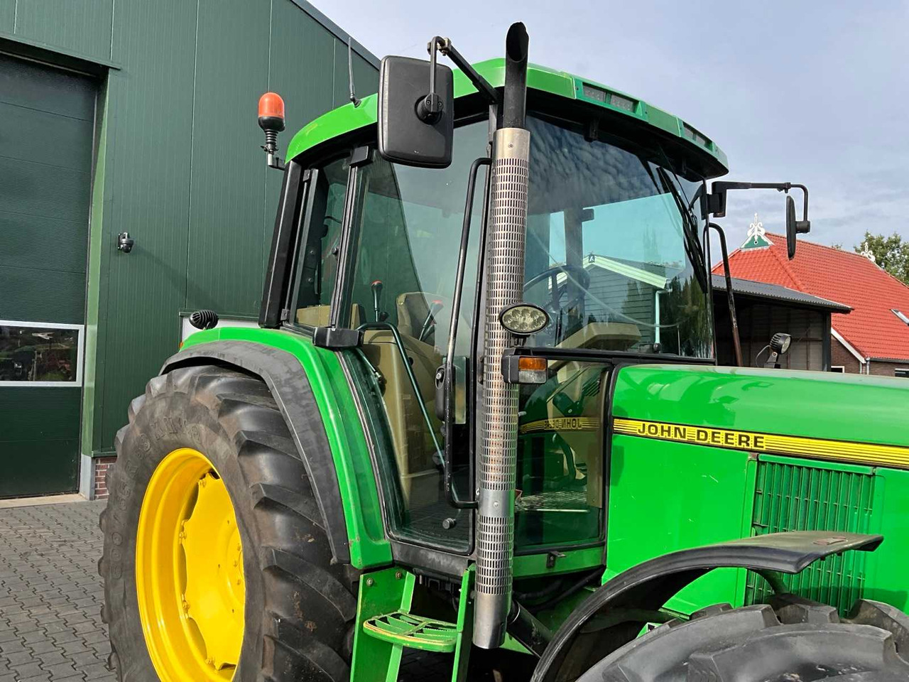 Tractor John deere 6100