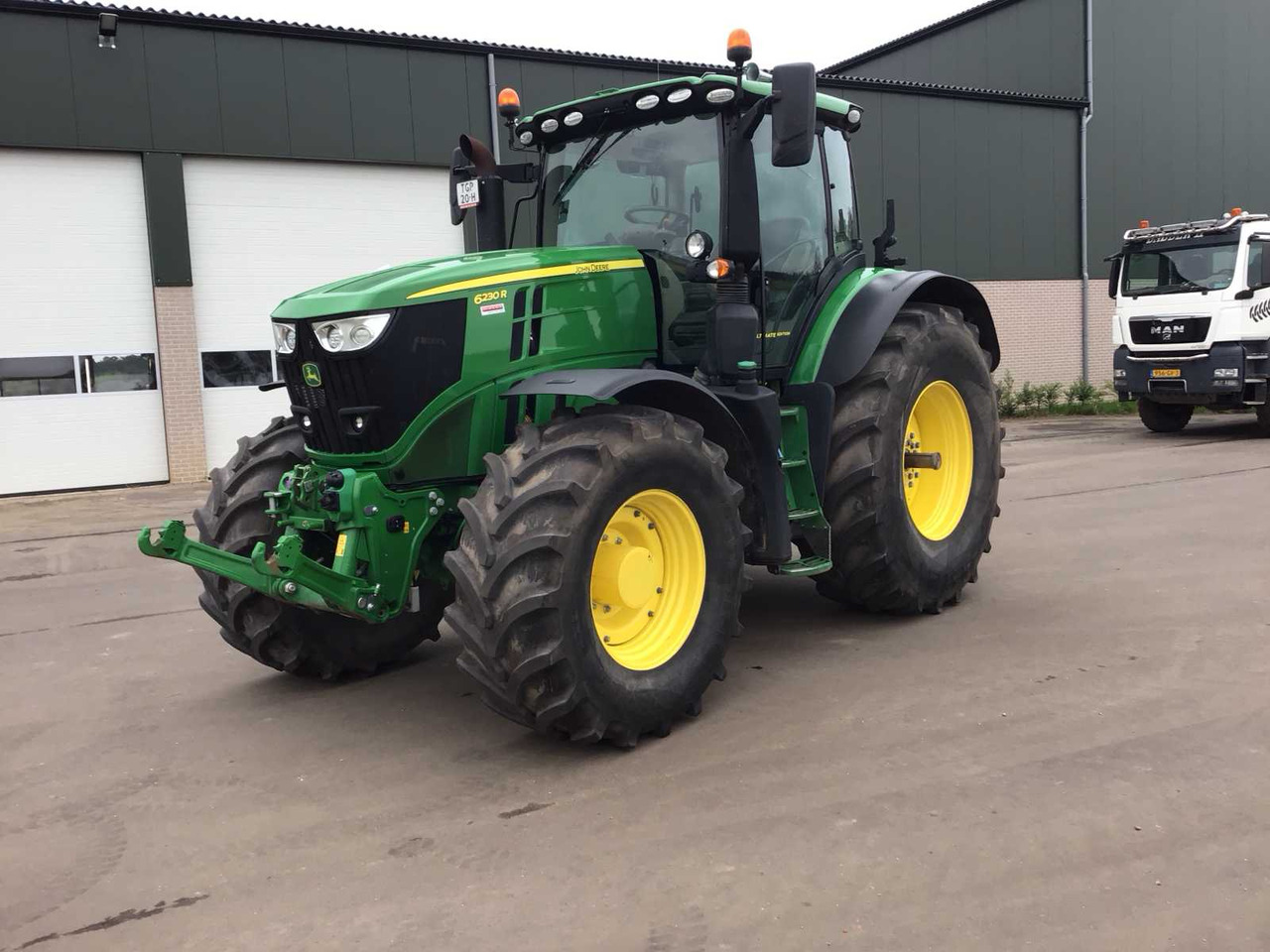 Tractor John deere 6230R