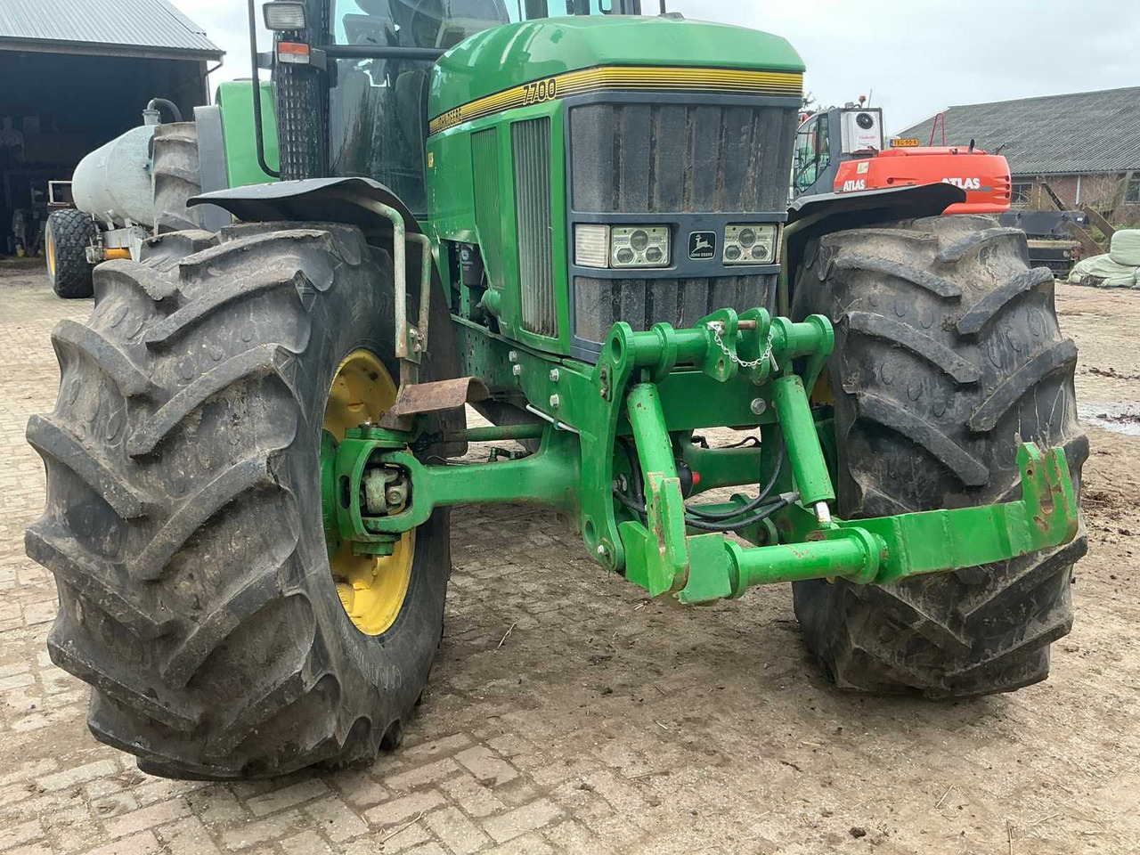 Tractor John deere 7700