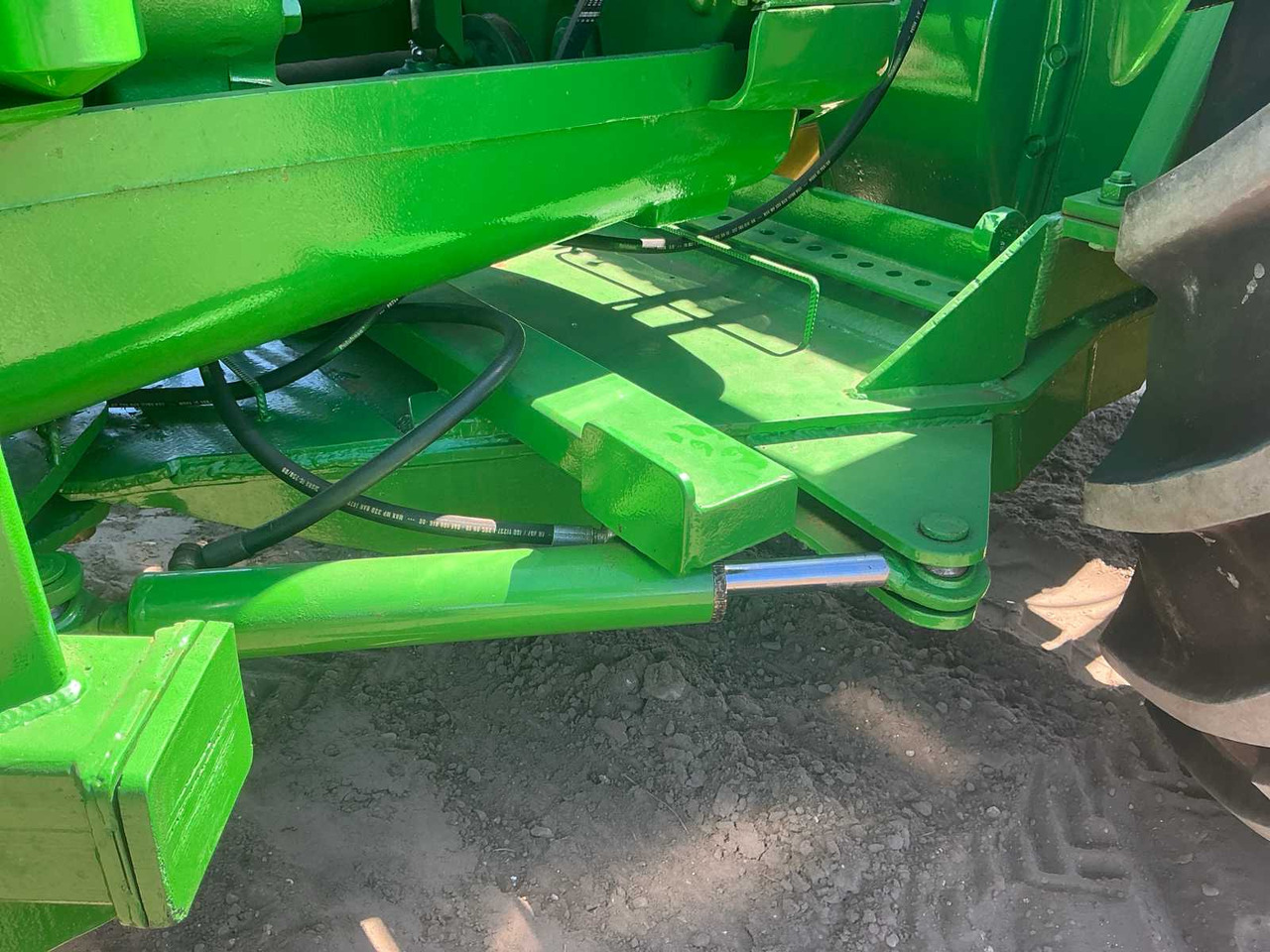 Tractor John deere R