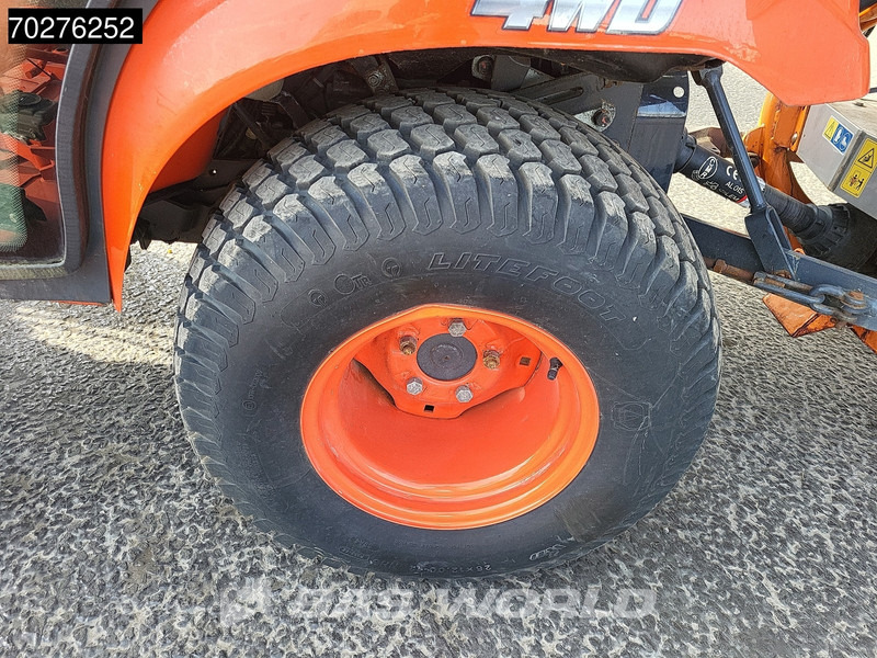Tractor Kubota BX231D-C C10 4X4