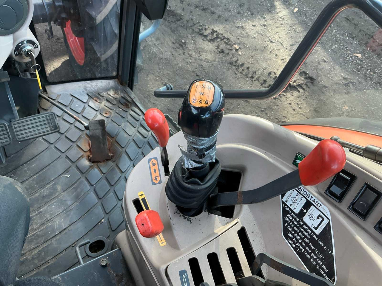 Tractor Kubota M9540H-C