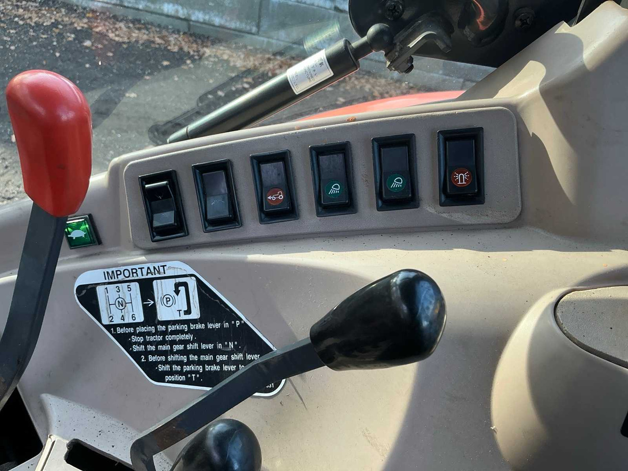 Tractor Kubota M9540H-C