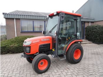 Kubota Tractor - Tractor