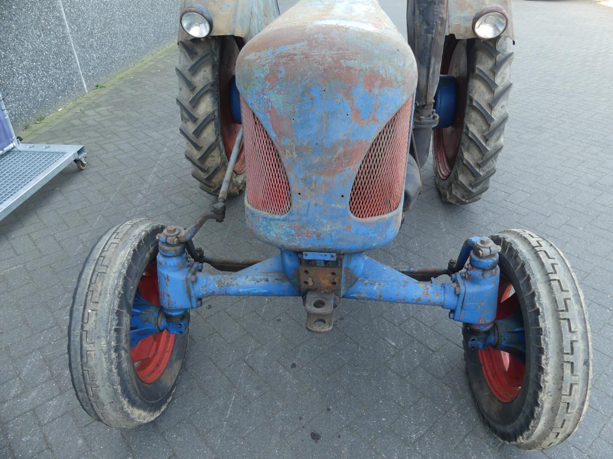 Tractor Lanz-Bulldog D2416