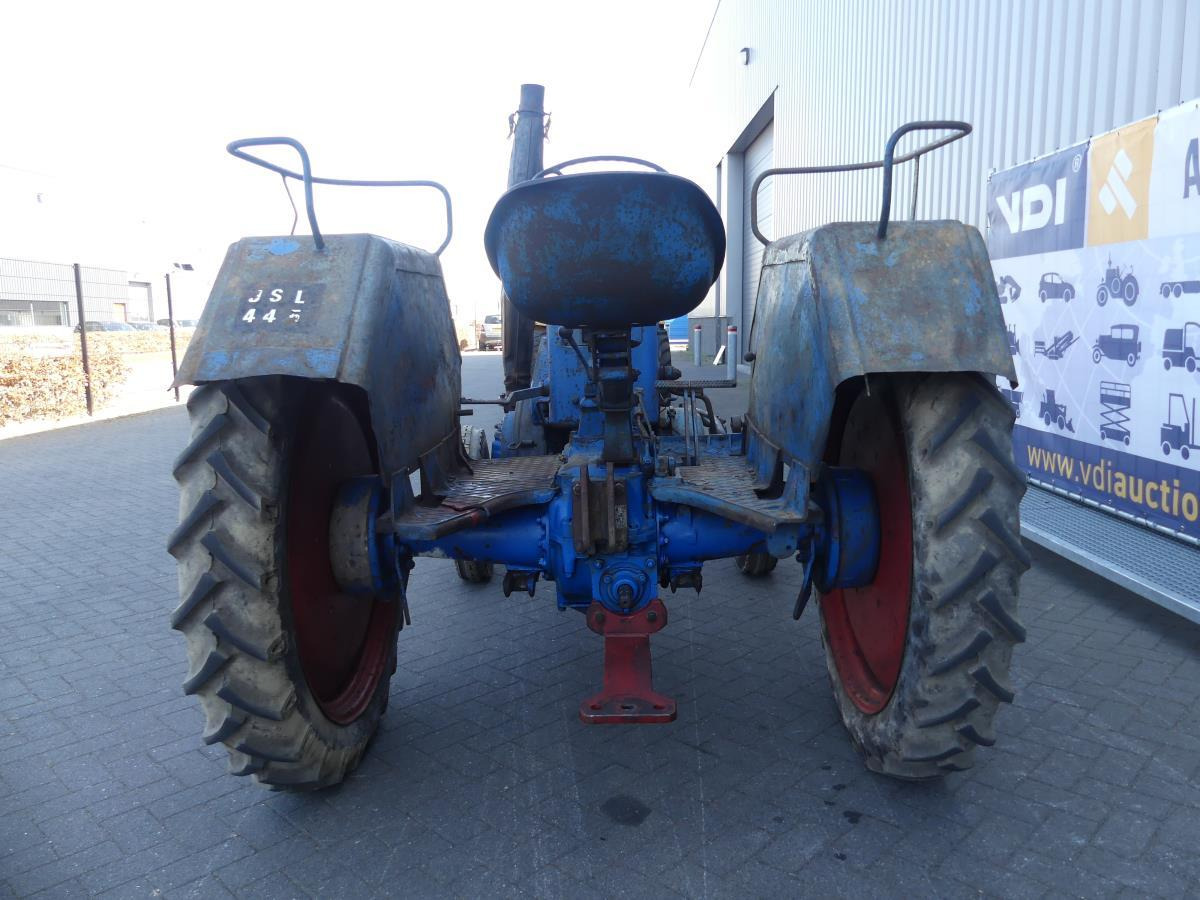 Tractor Lanz-Bulldog D2416