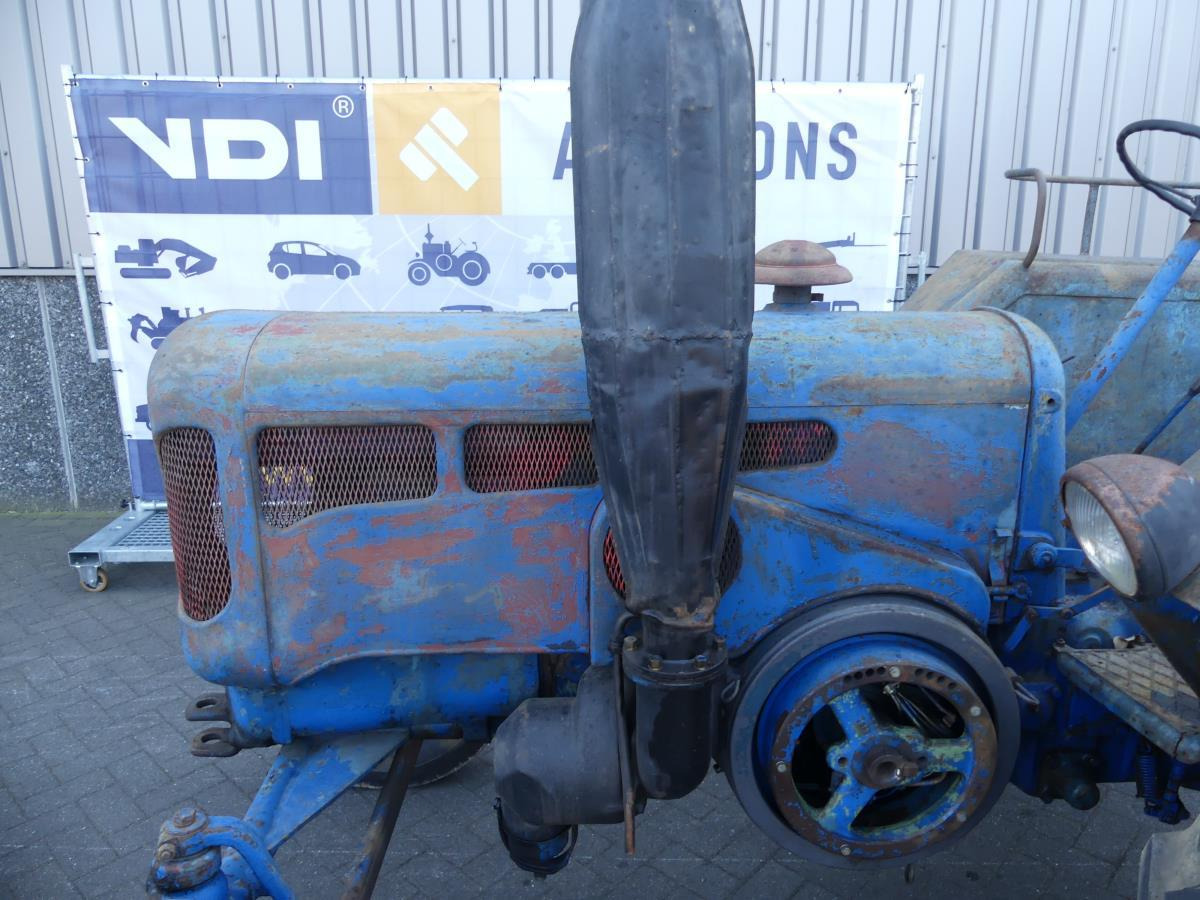 Tractor Lanz-Bulldog D2416