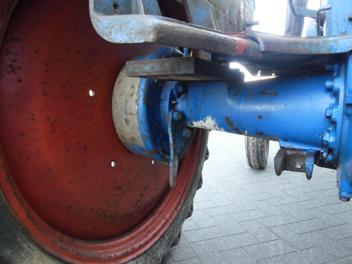 Tractor Lanz-Bulldog D2416