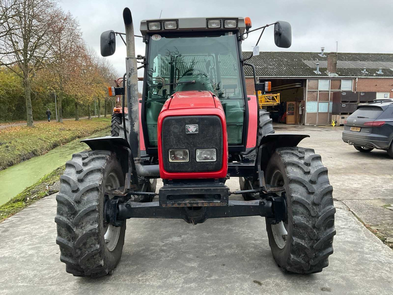 Tractor MASSEY FERGUSON 6265 FOUR WHEEL DRIVE FARM TRACTOR