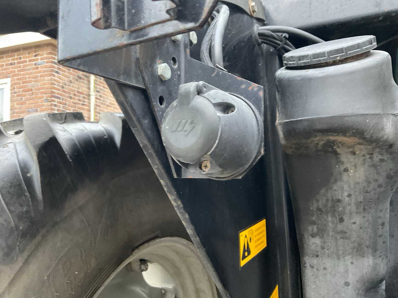 Tractor MASSEY FERGUSON 6265 FOUR WHEEL DRIVE FARM TRACTOR