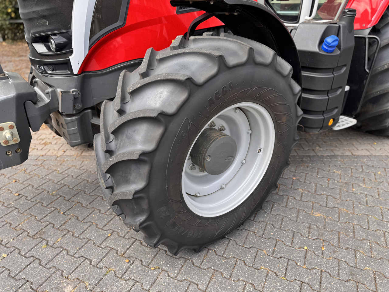 Tractor MASSEY FERGUSON 7s.180 Dyna6 Efficient