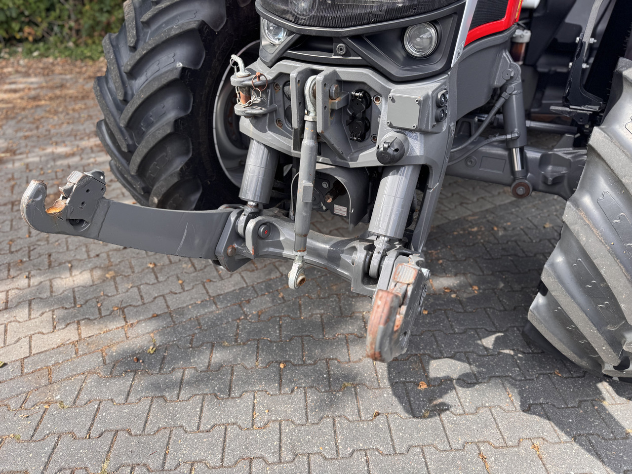 Tractor MASSEY FERGUSON 8s.205 Dyna7 Exclusive