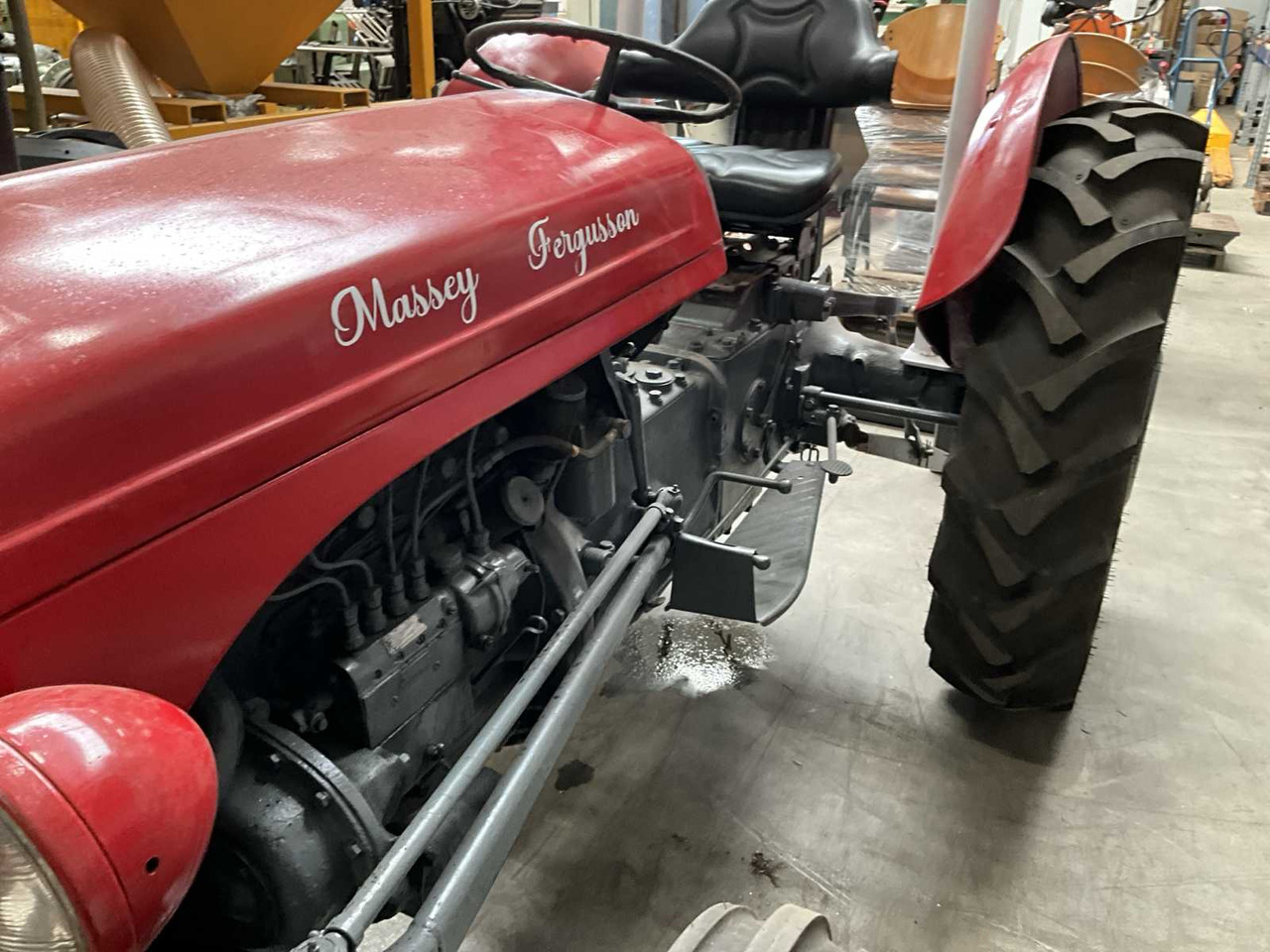 Tractor Massey Ferguson