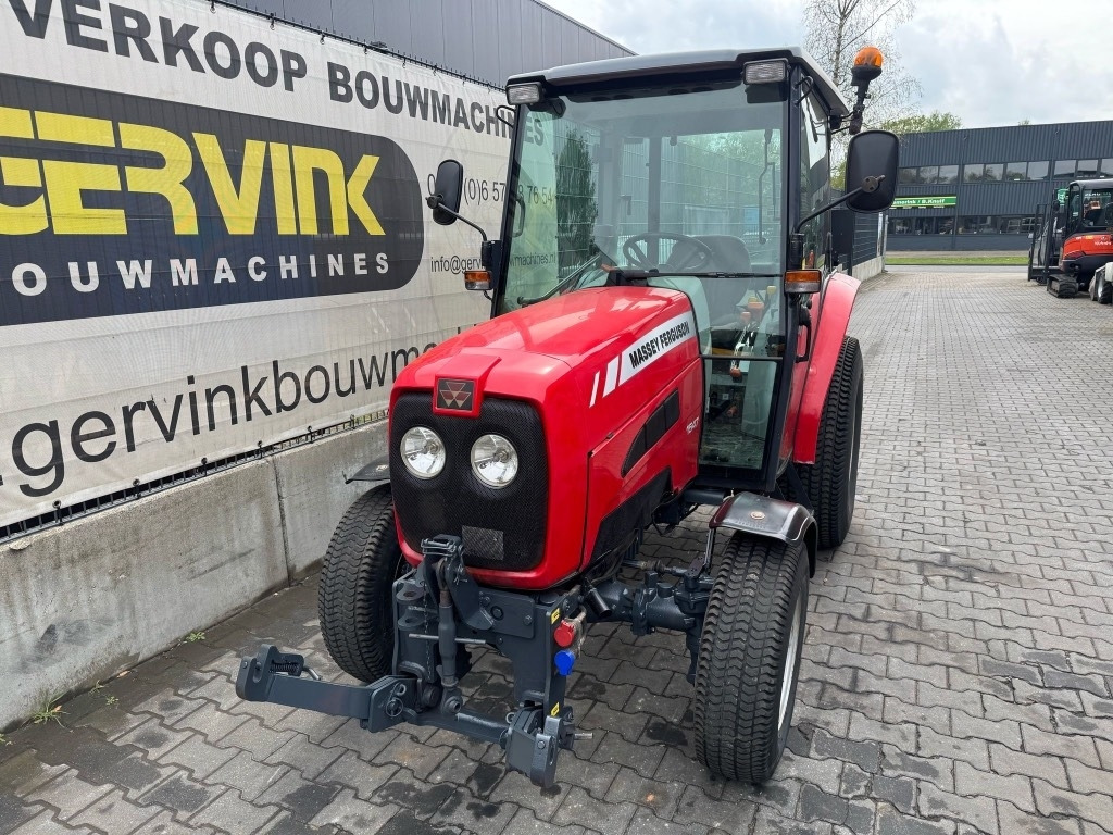 Tractor Massey Ferguson 1547