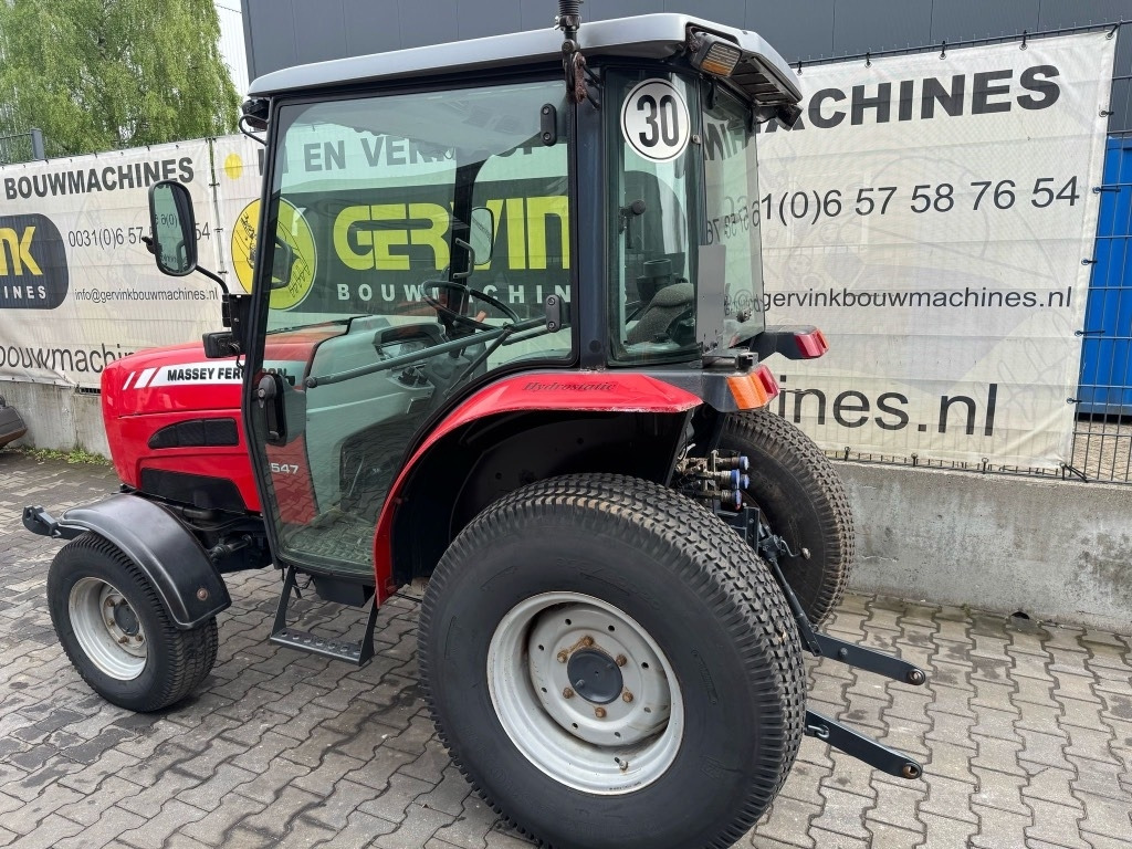 Tractor Massey Ferguson 1547