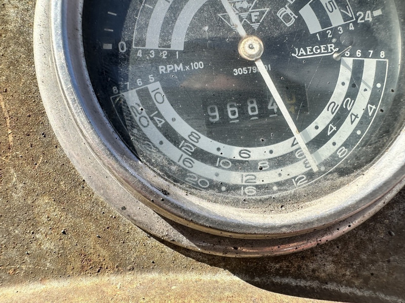 Tractor Massey Ferguson 165