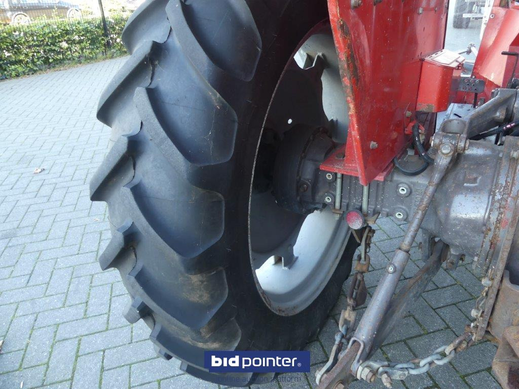 Tractor Massey Ferguson 260 with 4226 Hours and powersteering