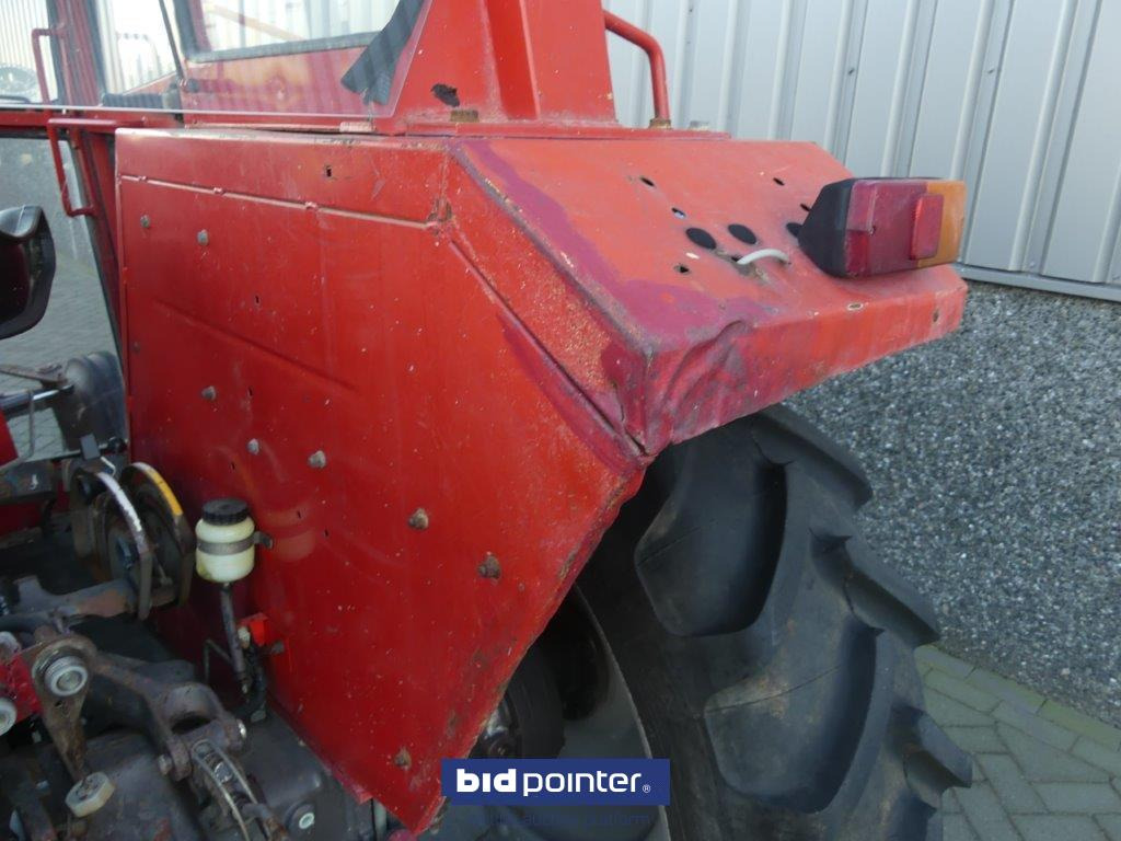 Tractor Massey Ferguson 260 with 4226 Hours and powersteering