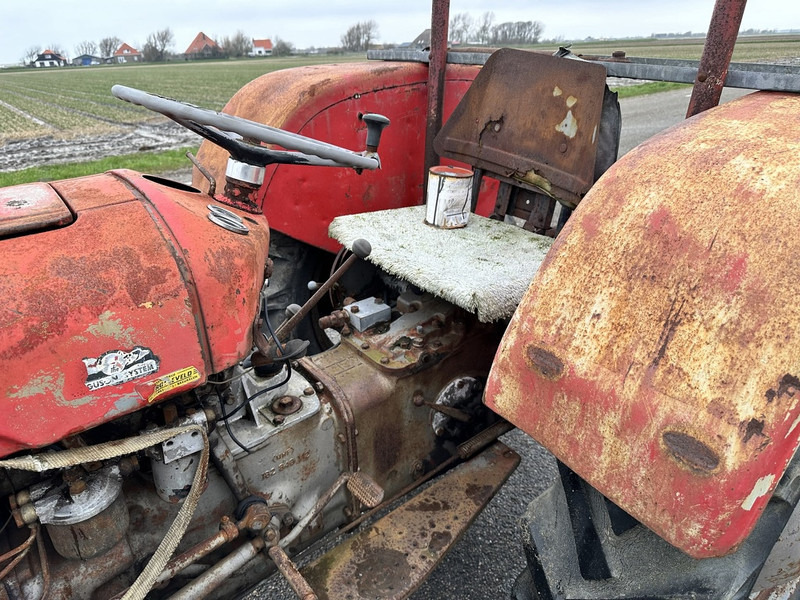 Tractor Massey Ferguson 35