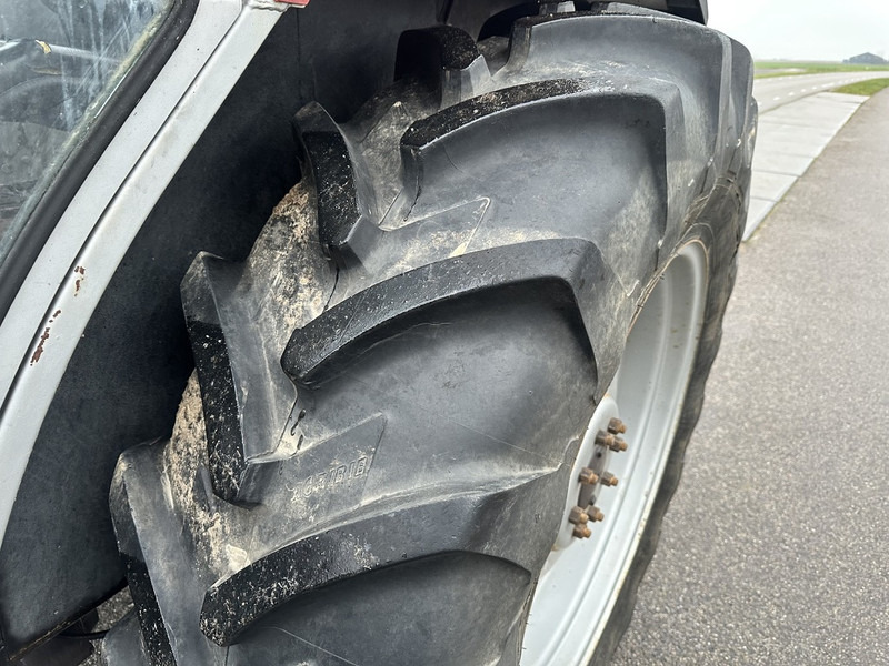 Tractor Massey Ferguson 390