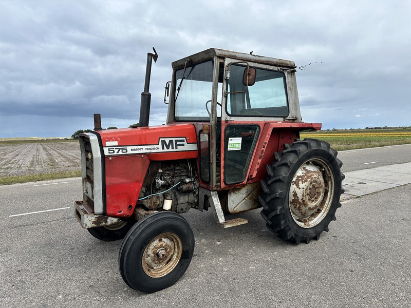 Tractor Massey Ferguson 575