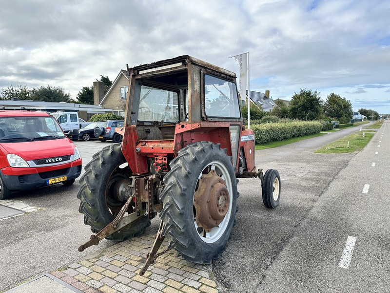 Tractor Massey Ferguson 590