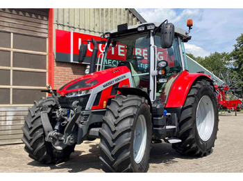 Tractor Massey Ferguson 5S.125 Dyna-4 Essential tractoren.