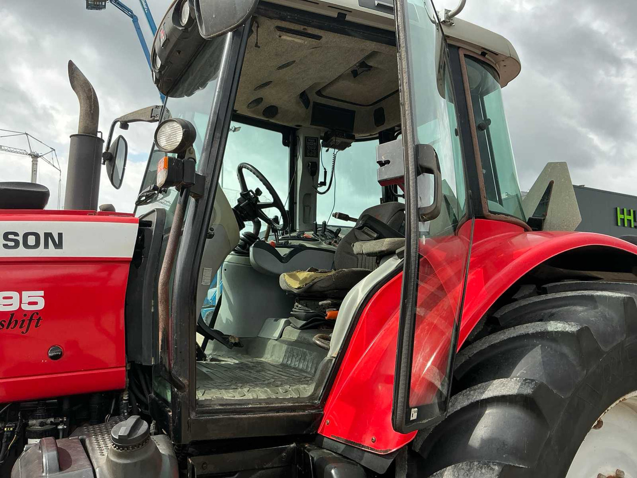 Tractor Massey Ferguson 6495 Dynashift