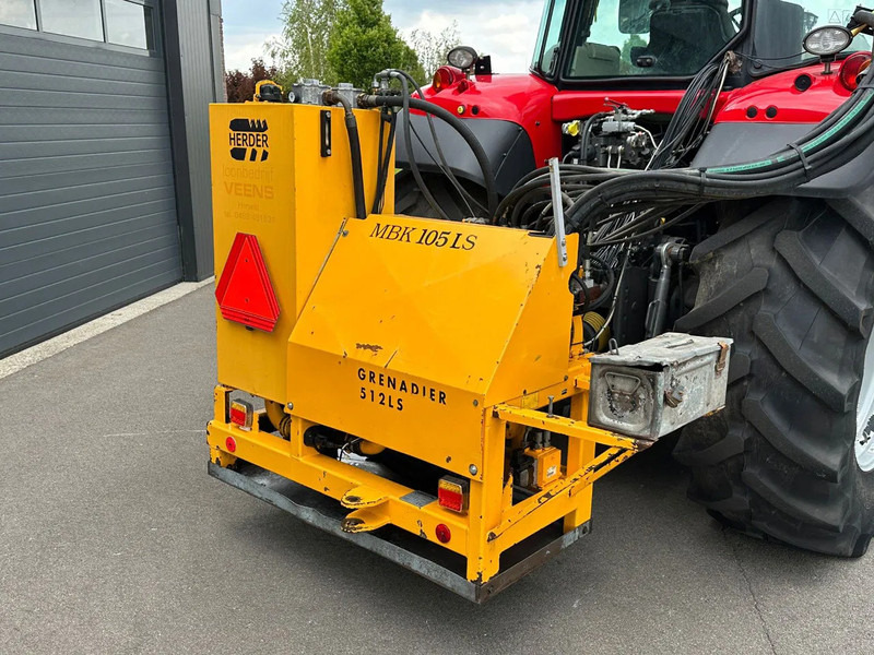 Tractor Massey Ferguson 6713S Dyna 6