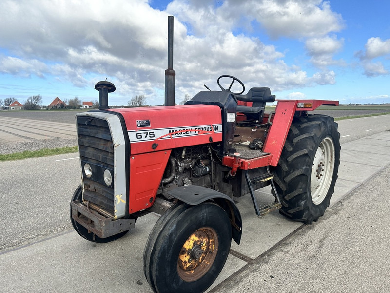 Tractor Massey Ferguson 675