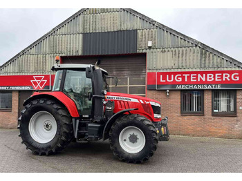 Tractor Massey Ferguson 7715 Dyna-6 Efficient Tractoren