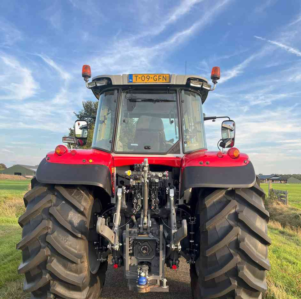 Tractor Massey Ferguson 7S.190 Dyna-VT Exclusive tractoren