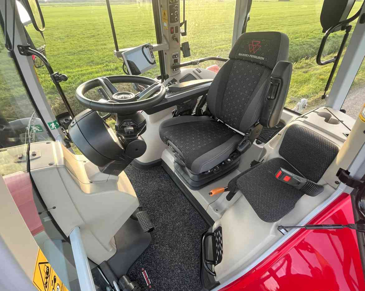 Tractor Massey Ferguson 7S.190 Dyna-VT Exclusive tractoren