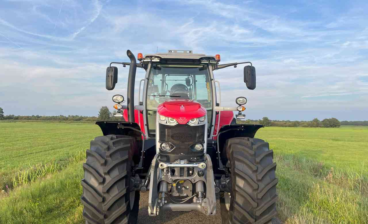 Tractor Massey Ferguson 7S.190 Dyna-VT Exclusive tractoren