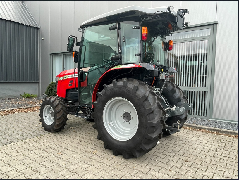 Tractor Massey Ferguson e1700 HC