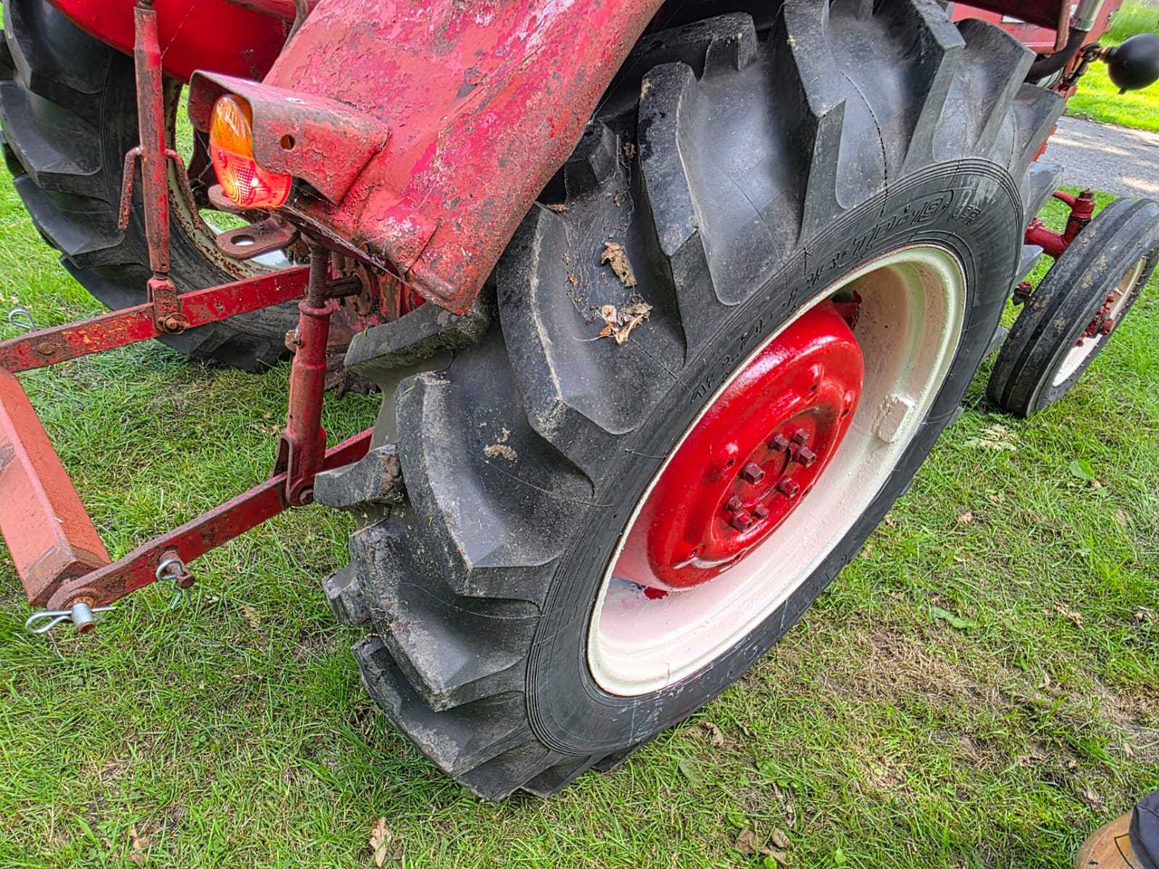 Tractor McCormick D-432