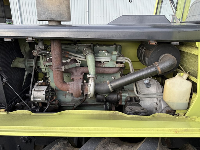 Tractor Mercedes-Benz MB-Trac 1300