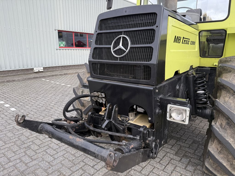 Tractor Mercedes-Benz MB-Trac 1300