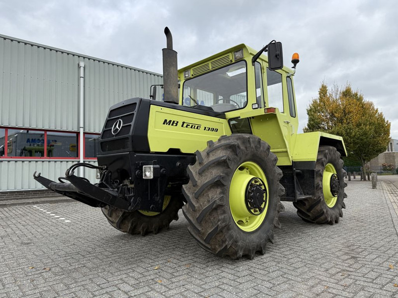 Tractor Mercedes-Benz MB-Trac 1300 / KLANTOPDRACHT