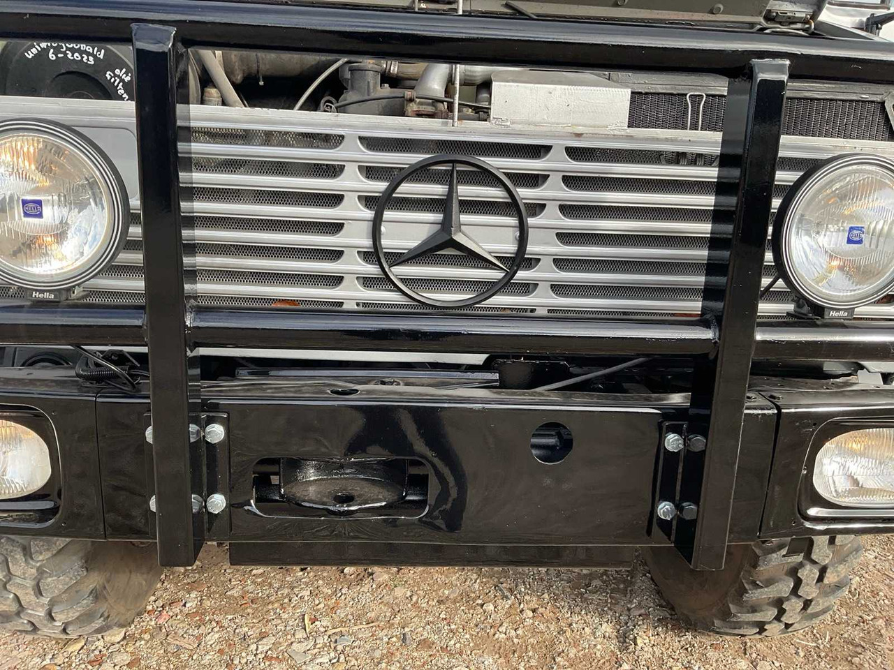 Tractor Mercedes-Benz Unimog 435