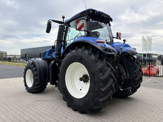 Tractor NEW HOLLAND New Holland T8.350 PLMi Genesis