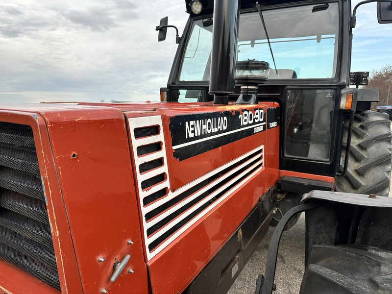 Tractor New Holland 180-90 DT
