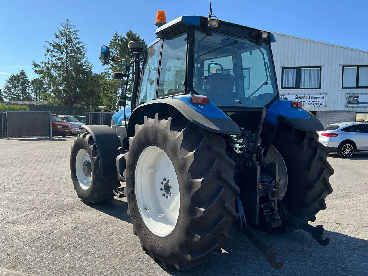 Tractor New Holland 8160
