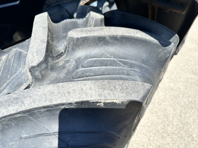 Tractor New Holland 8260