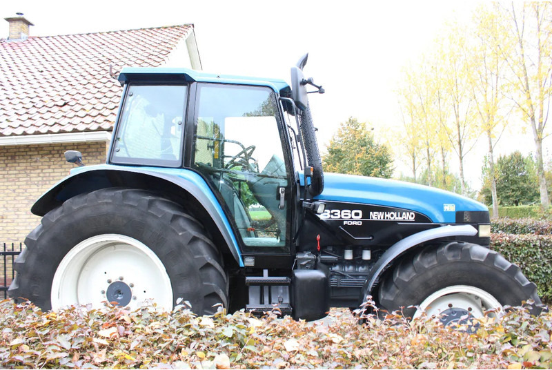 Tractor New Holland 8360