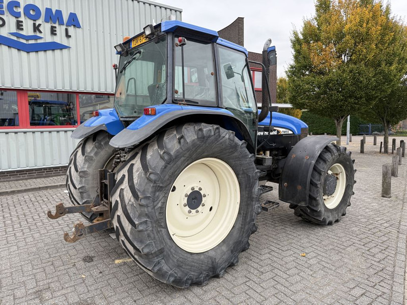 Tractor New Holland 8360 Range Command