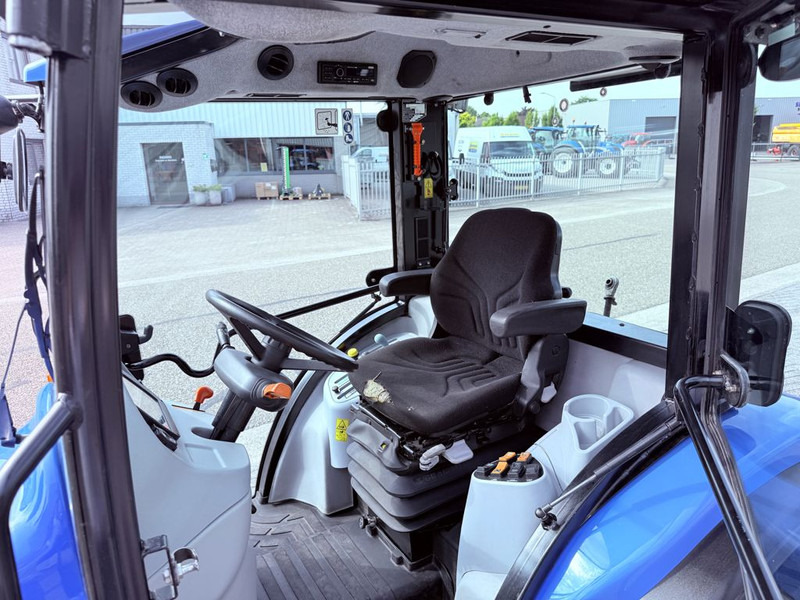 Tractor New Holland Boomer 45D Easy Drive