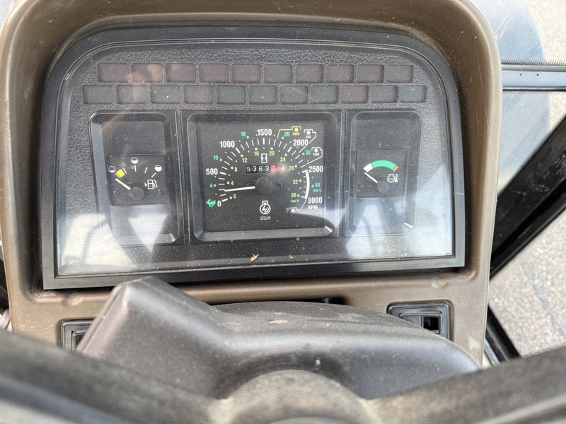 Tractor New Holland L95