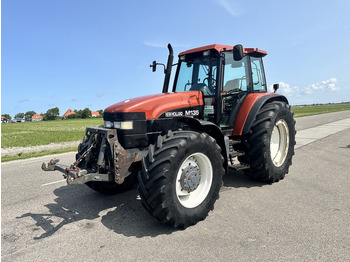 Tractor New Holland M135